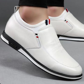 tenis branco tenis preto social  feed-sexo-masculino  sapatênis  sapatenis masculino  sapato  sapatos masculinos  loja de sapatos  sapatênis casual  tênis de couro masculino  tênis preto  tênis masculino branco